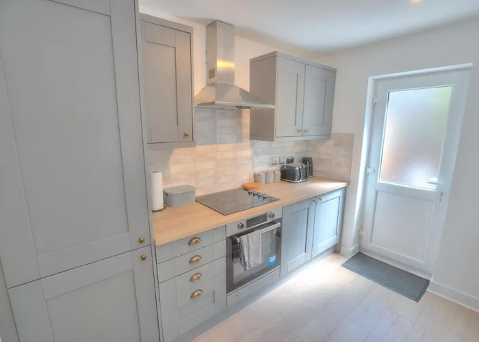 Apartman The Pearly White House