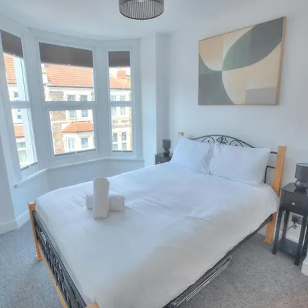 The Pearly White House