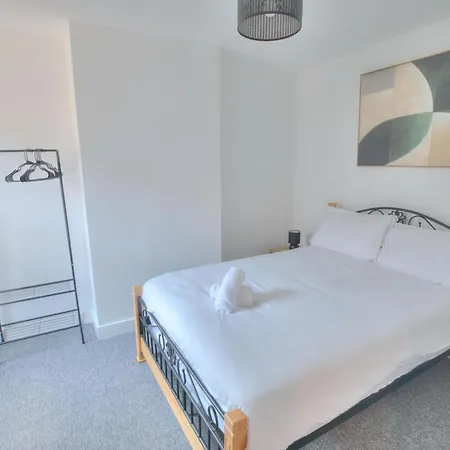 The Pearly White House